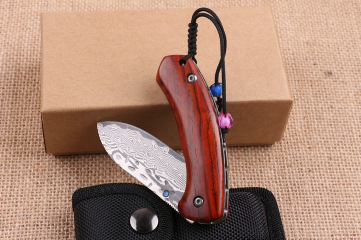 Maple Leaf VG10 Damascus steel folding pocket knife UD404704